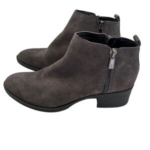 Kenneth Cole New York Dara Grey Geniune Suede Ankle Booties Size 7